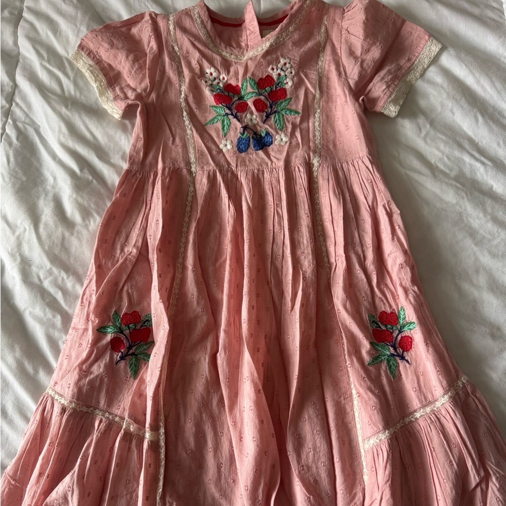 Mini Boden Pink Embroidered Floral Dress size 5-6